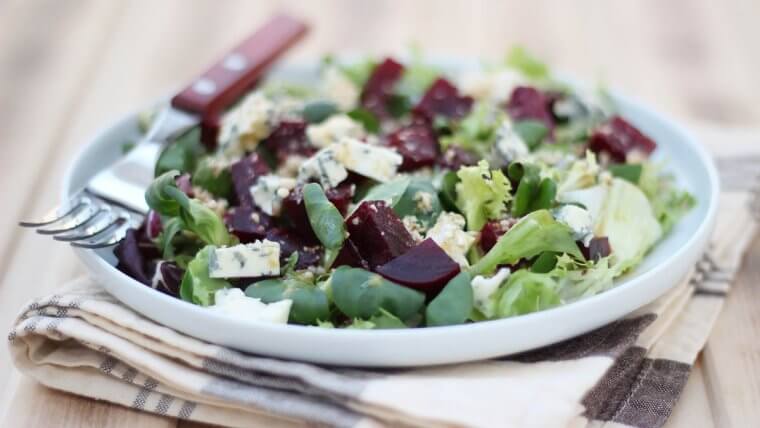 Roasted beet and goat cheese salad