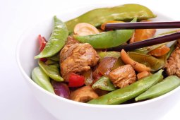 Cashew and snow pea stir fry